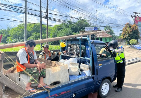 e89e5e54-f9df-48dc-828e-ac5b42f94704